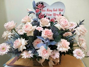 Giỏ hoa chúc mừng sinh nhật SN07